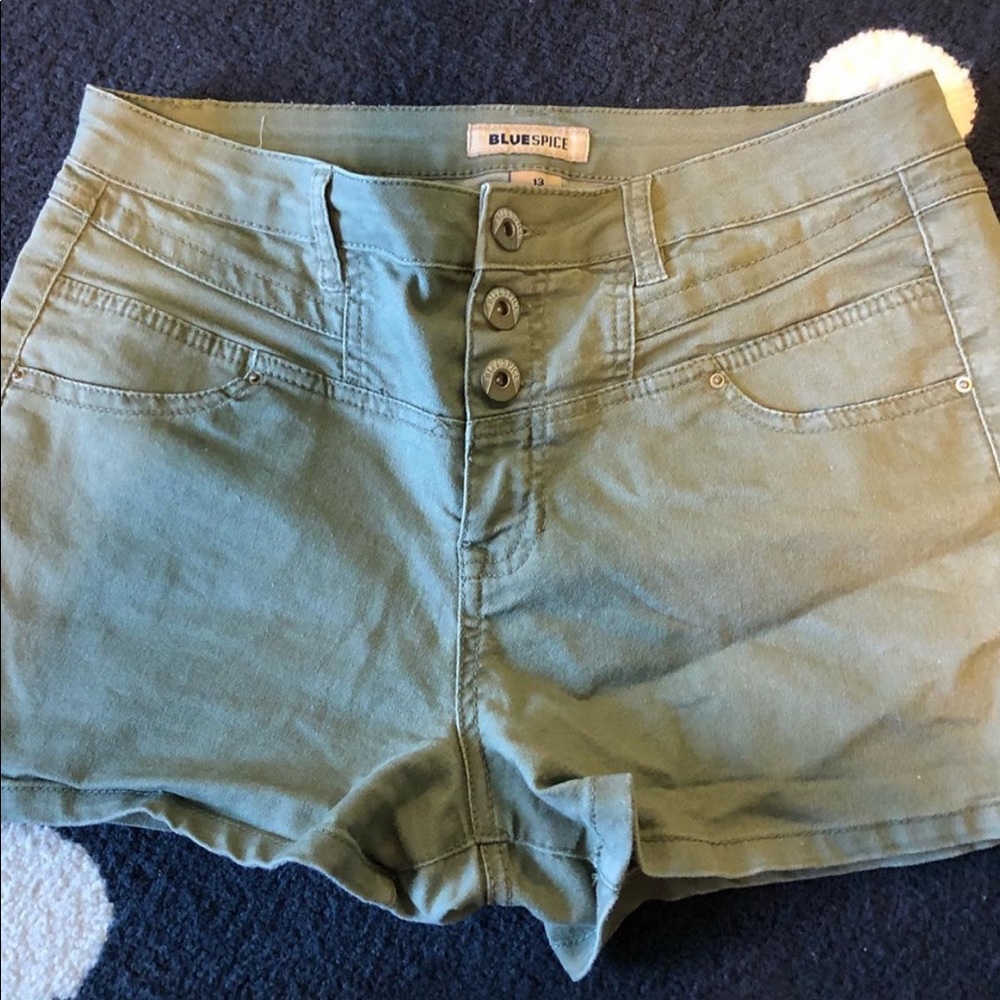 olive green high wasted shorts